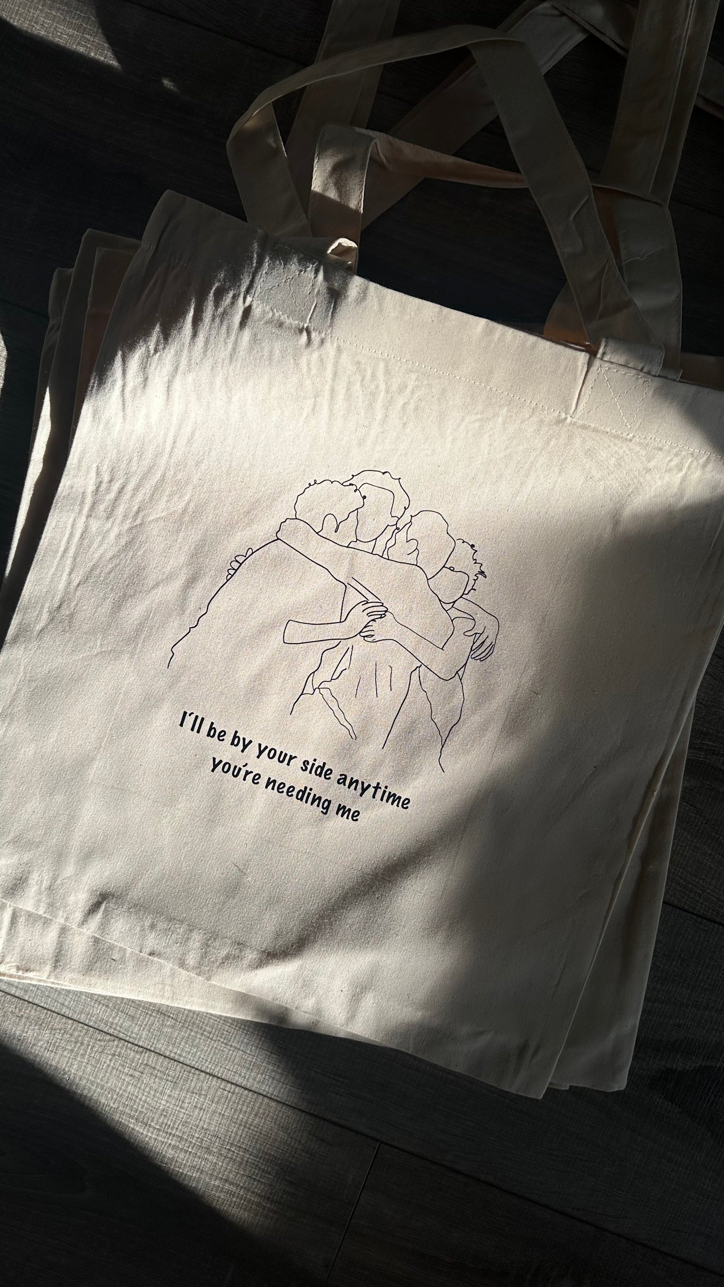 1D hug tote bag