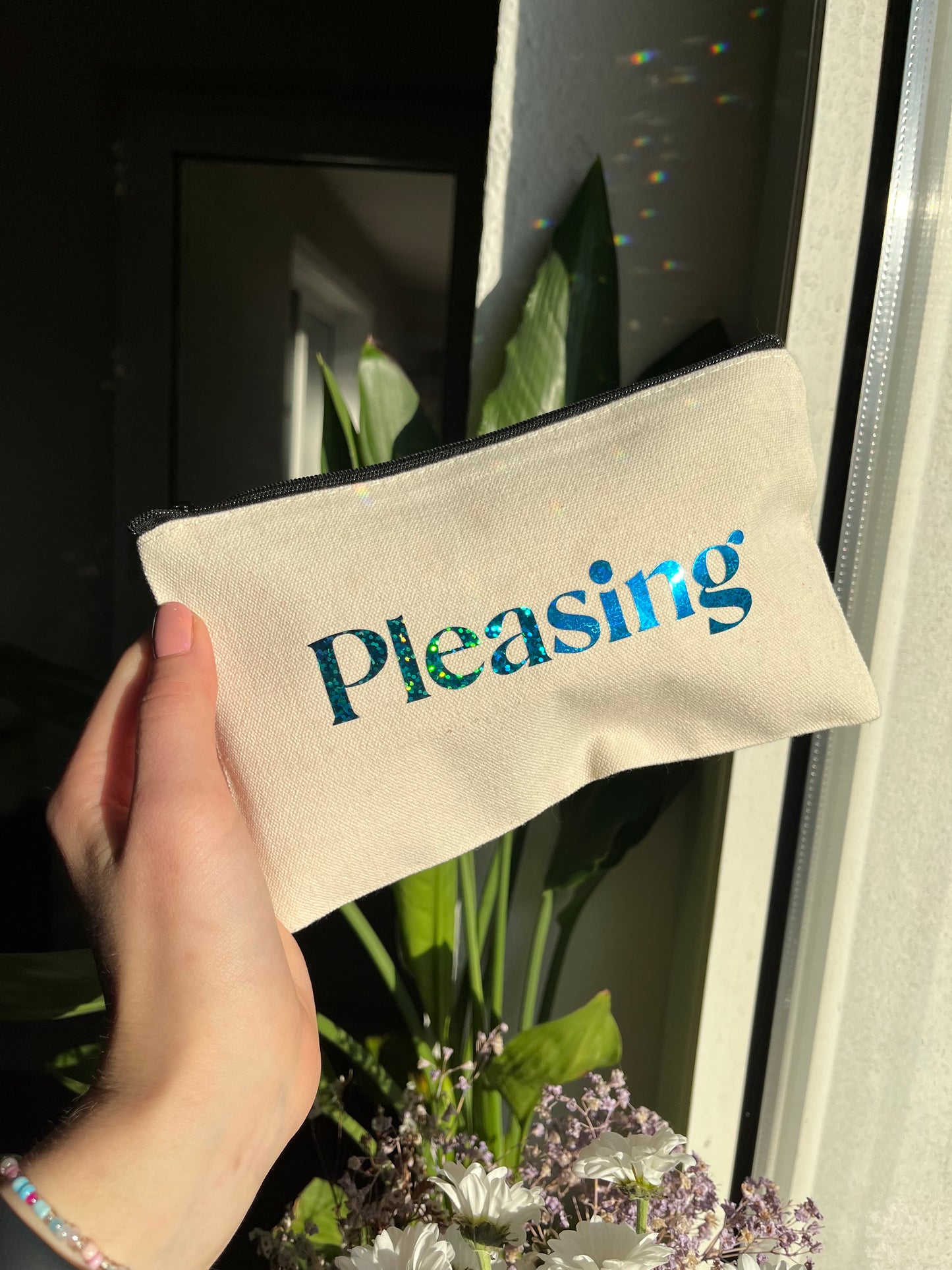 pleasing makeup bag