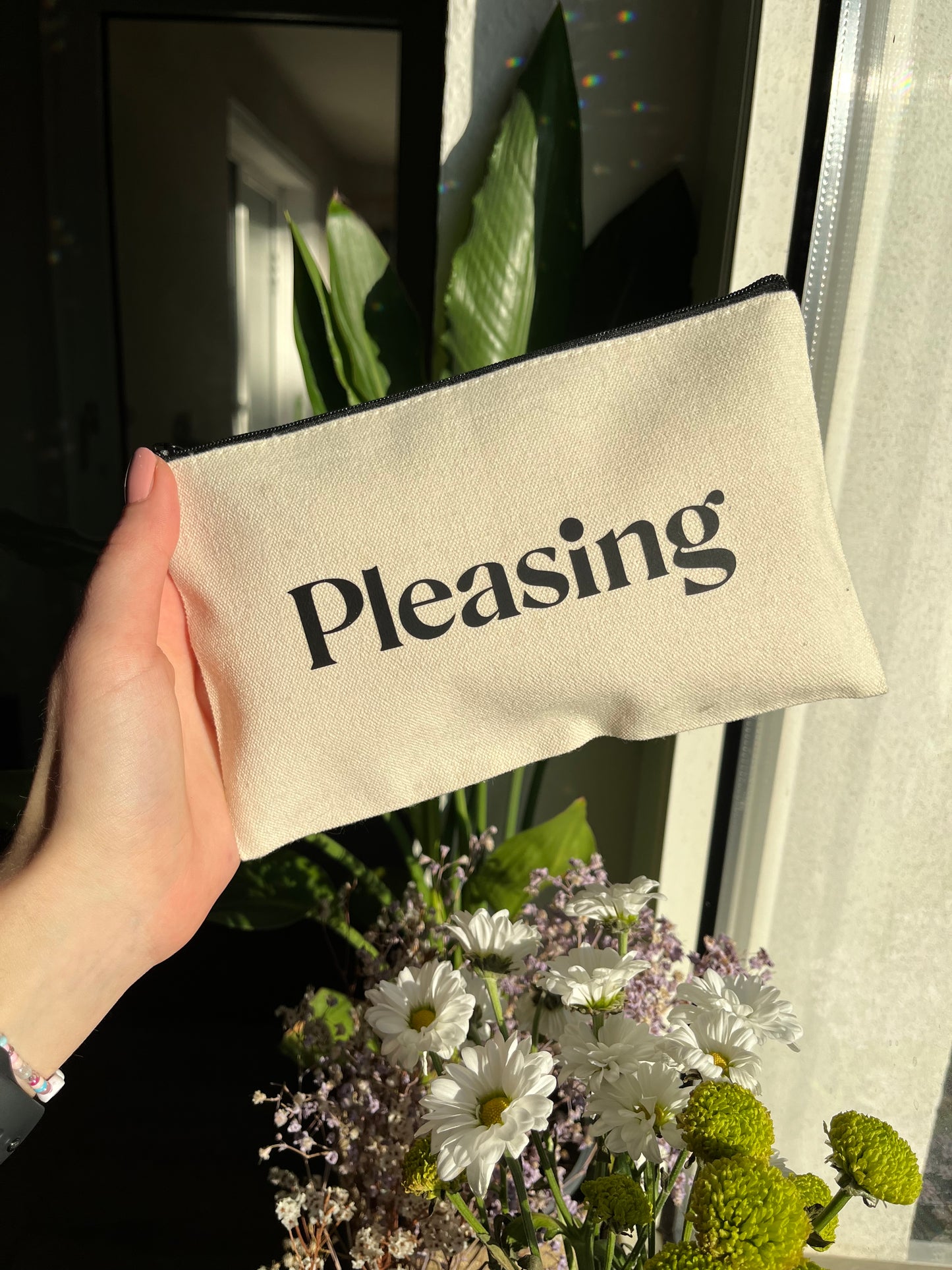 pleasing makeup bag