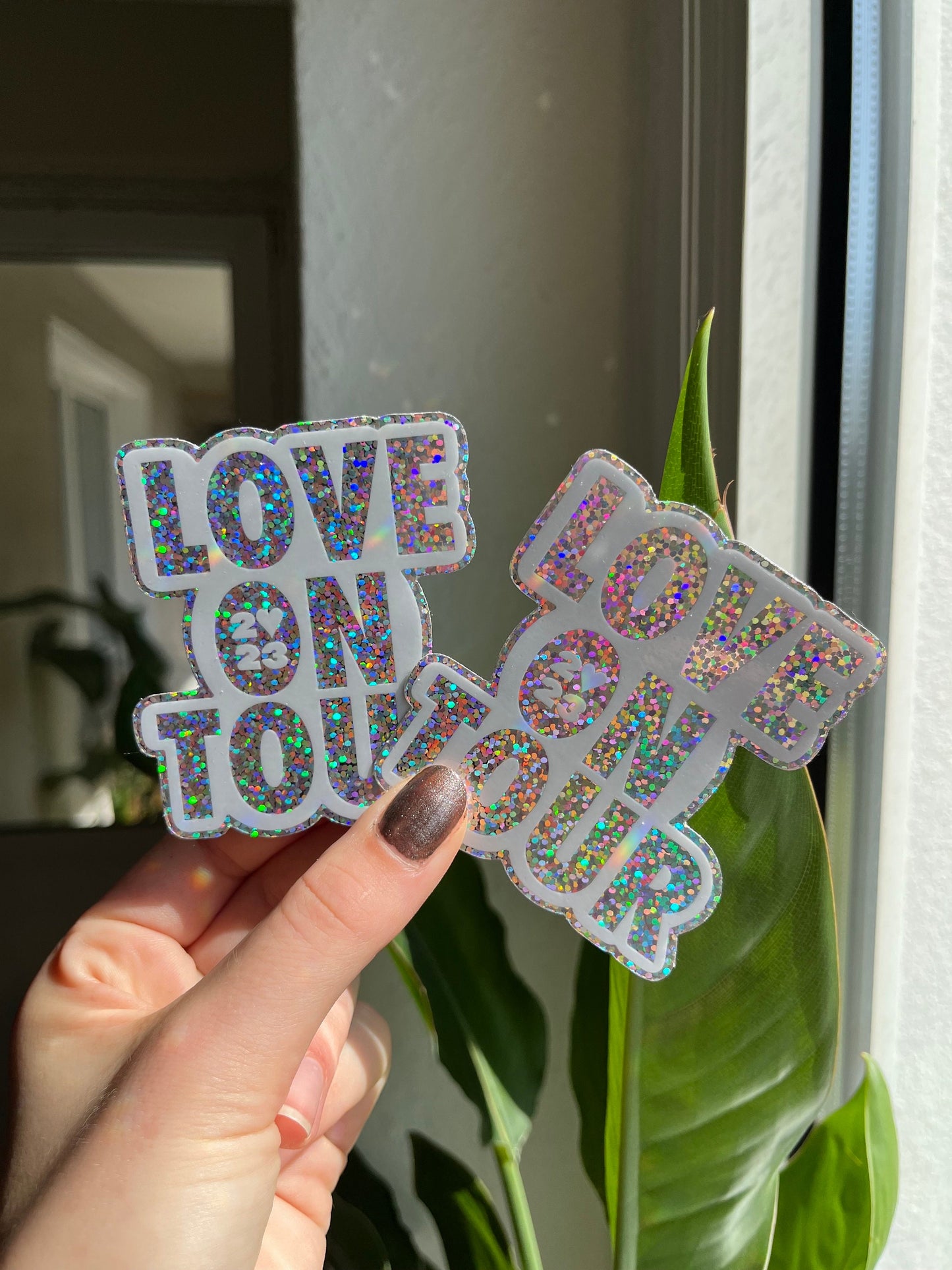 Waterproof Harry Love on Tour hslot 23 glitter Sticker